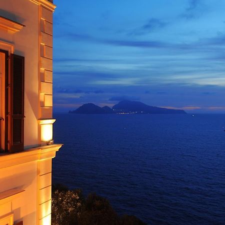 Villa Angelina มัสซาลูเบรนเซ ภายนอก รูปภาพ